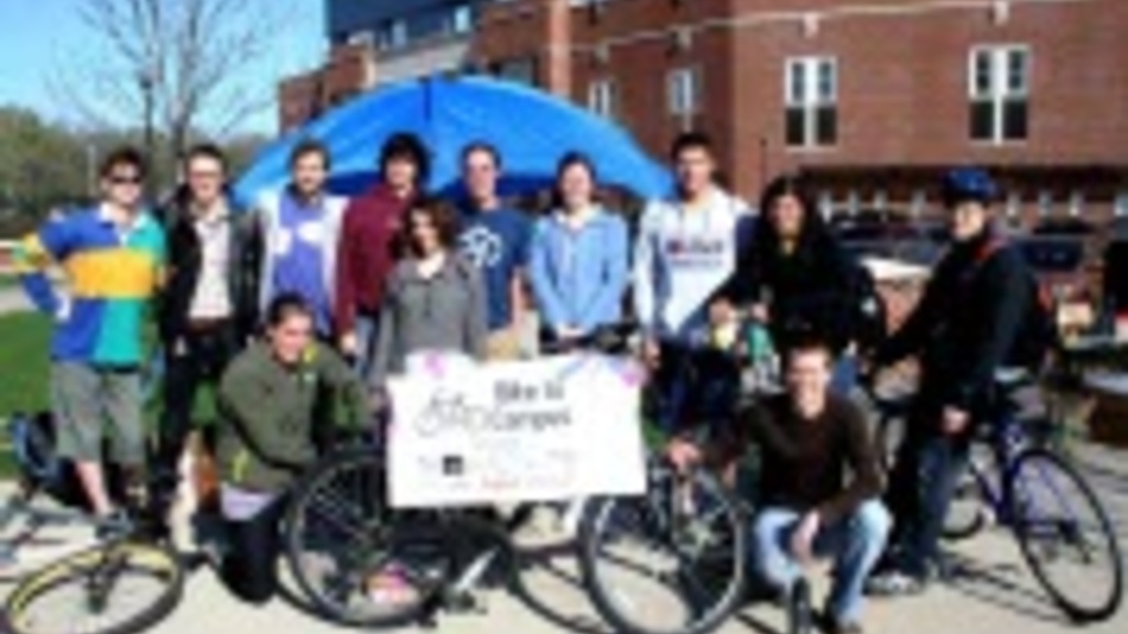 University of Iowa Students Promote Bicycling and Sustainability